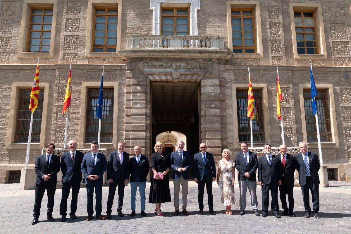 Spoločná návšteva veľvyslancov krajín Slavkovského formátu v Aragónsku.