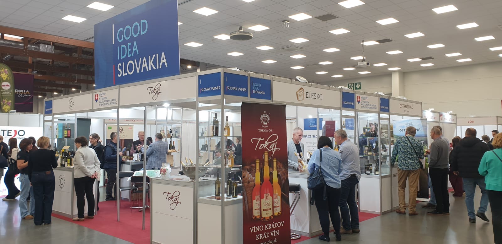 Slovenské vinárstva z Malokarpatskej oblasti a Tokaja na medzinárodnom veľtrhu vína ENOEXPO® 2025