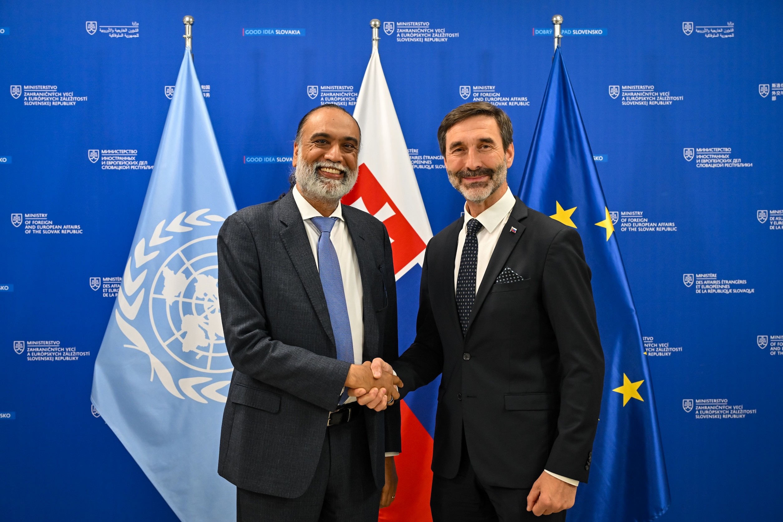 Minister J. Blanár rokoval s námestníkom generálneho tajomníka OSN A. S. Gillom.