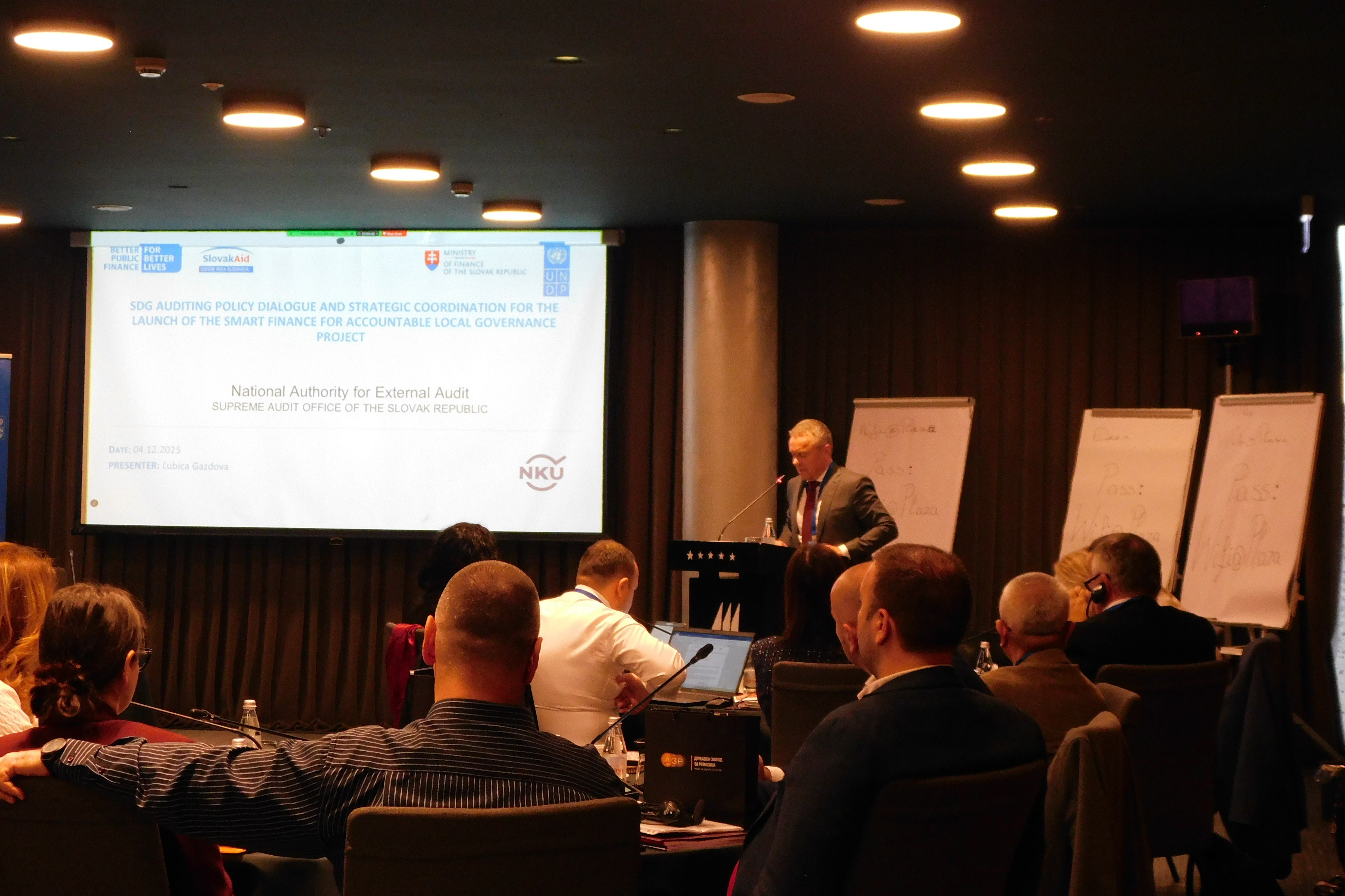 Spustenie projektu Inteligentné financie pre zodpovednú miestnu samosprávu na podujatí v Tirane.