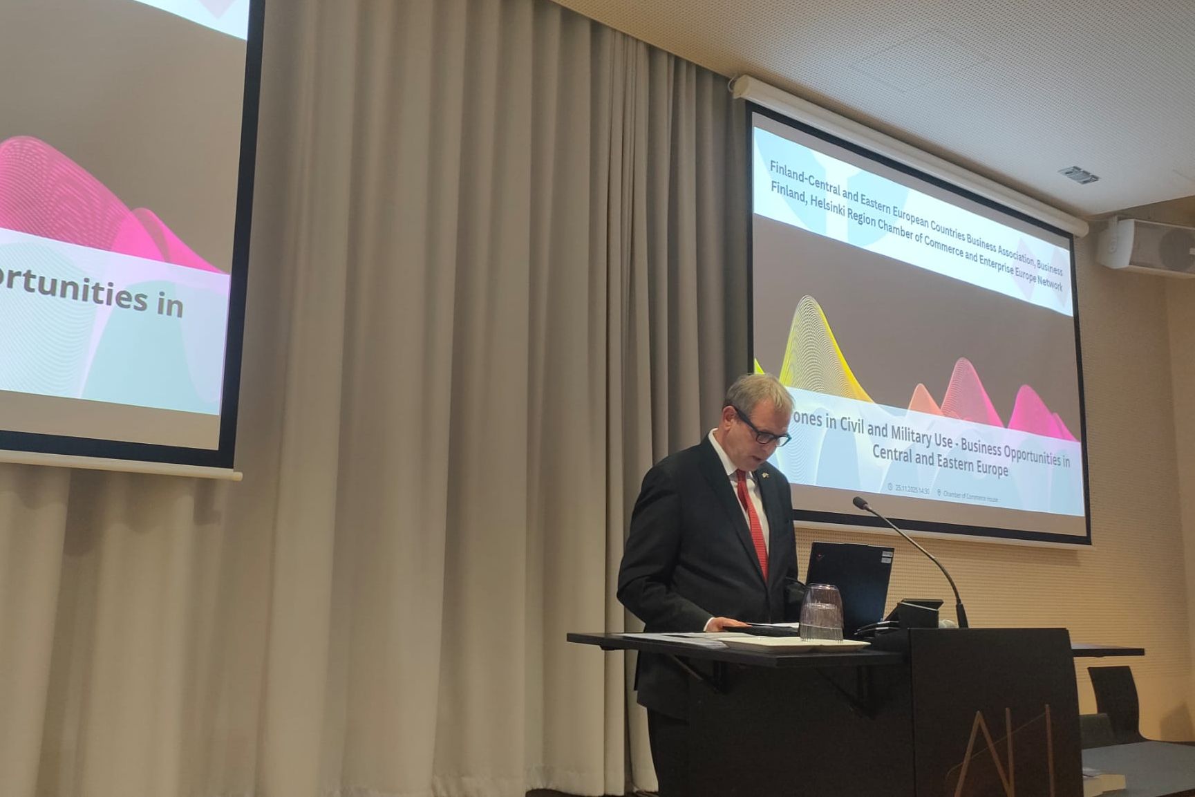 Slovensko na podujatí zameranom na nové trendy vo využívaní dronov.